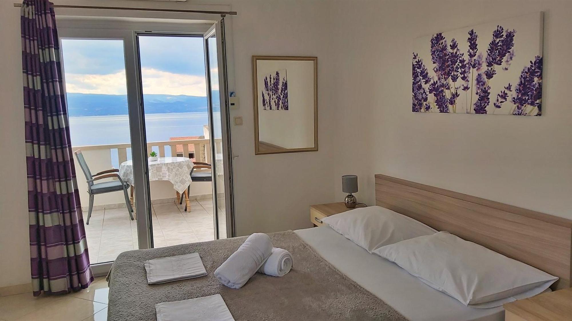 Apartments Nemira Omiš Zimmer foto