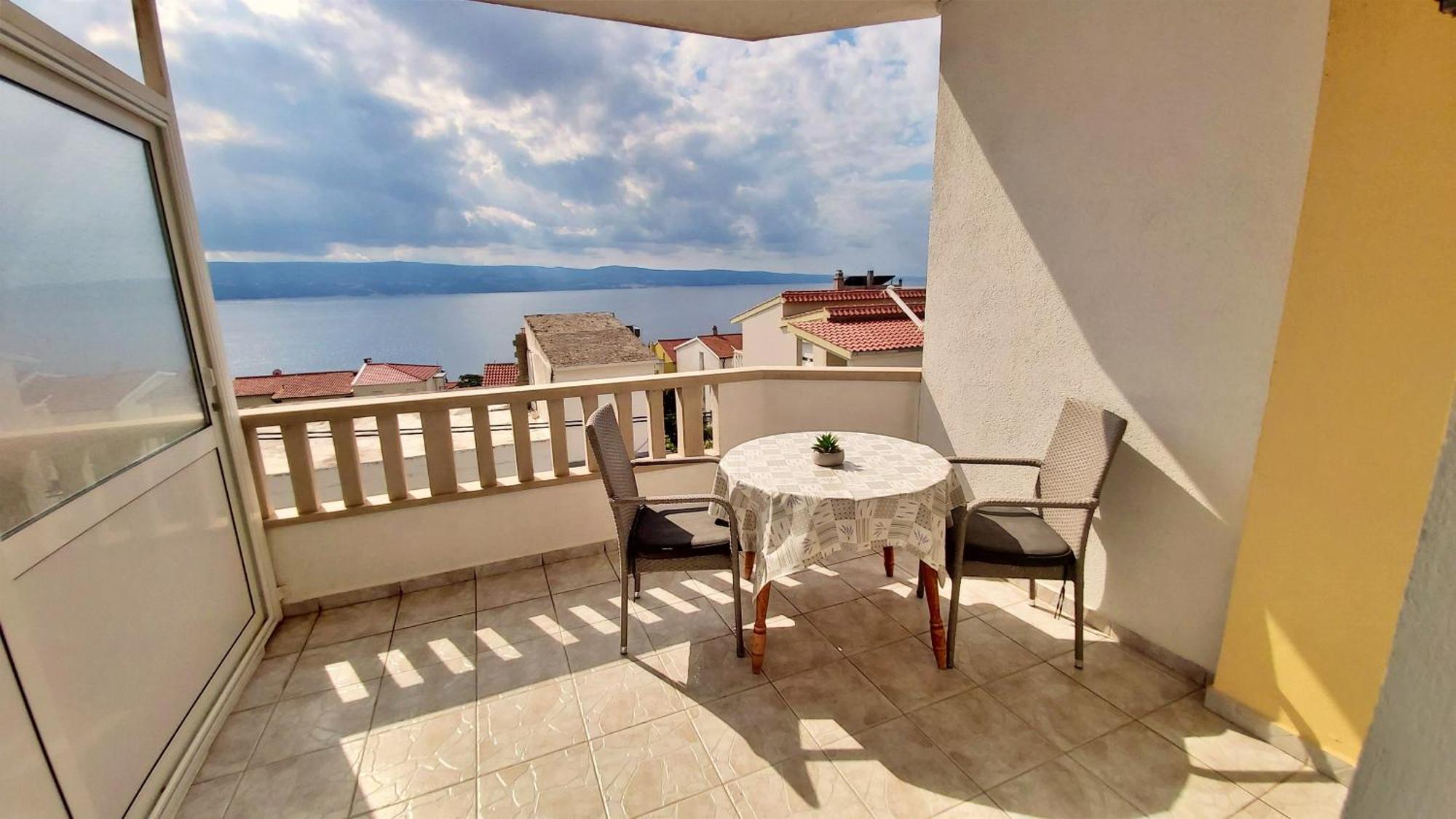 Apartments Nemira Omiš Zimmer foto