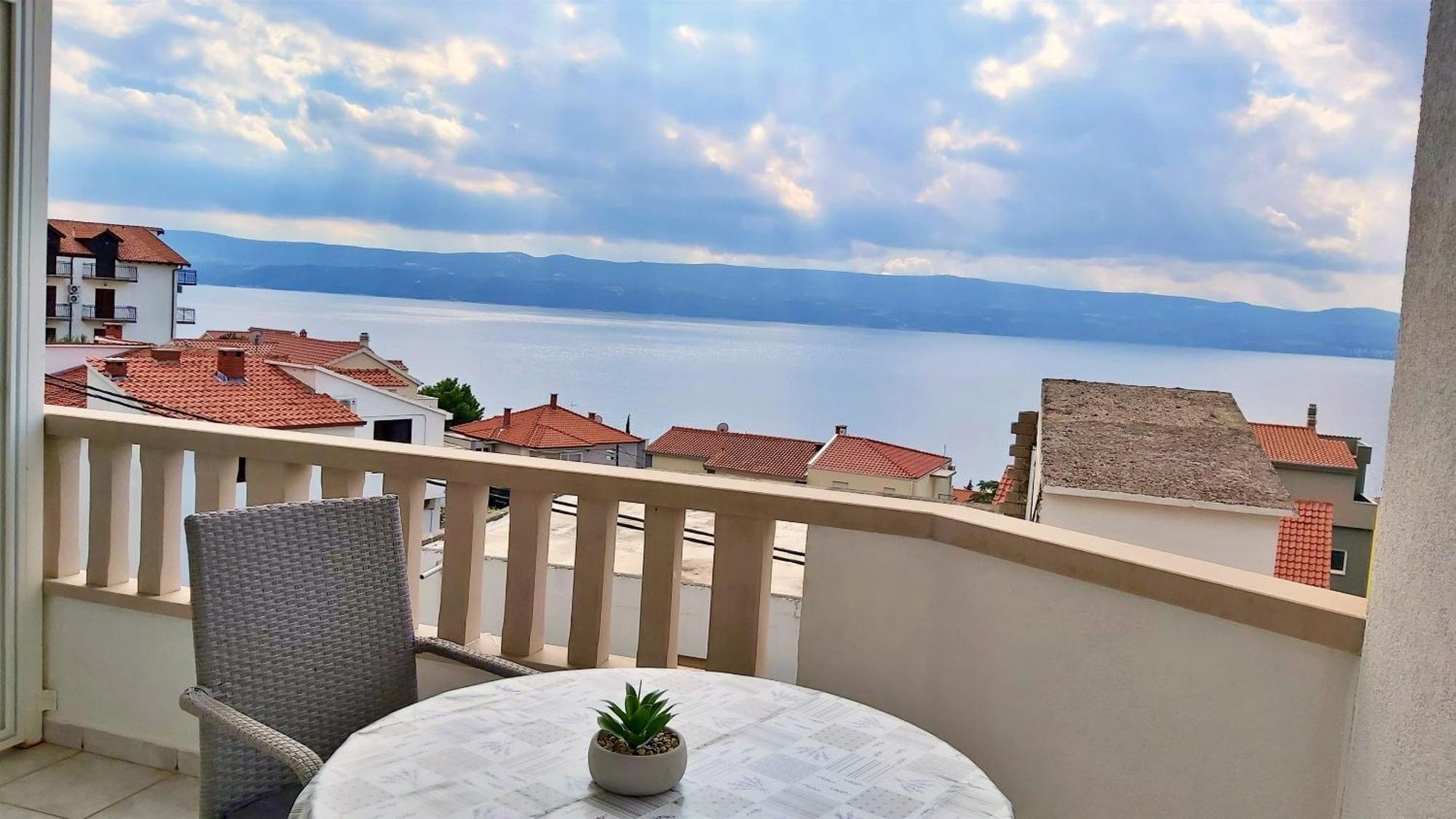 Apartments Nemira Omiš Zimmer foto