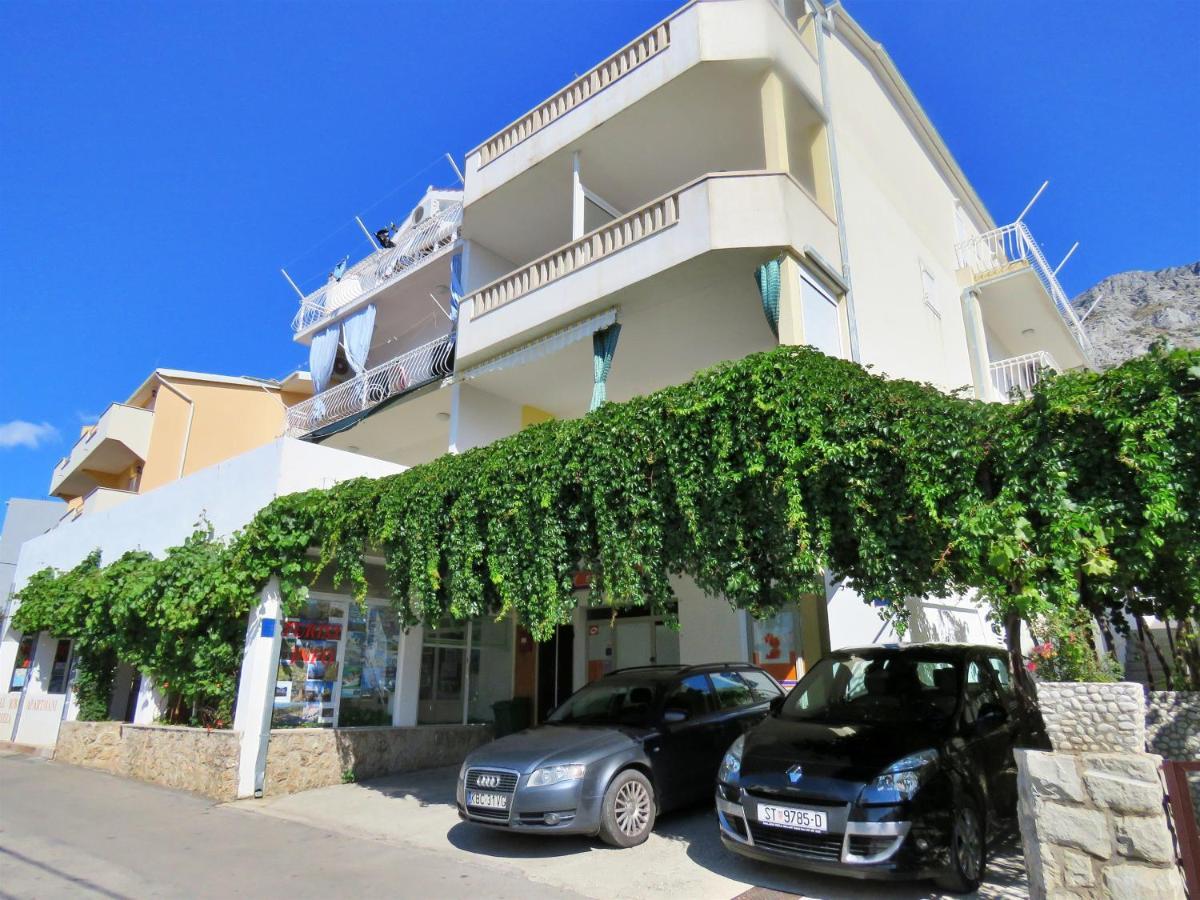 Apartments Nemira Omiš Exterior foto